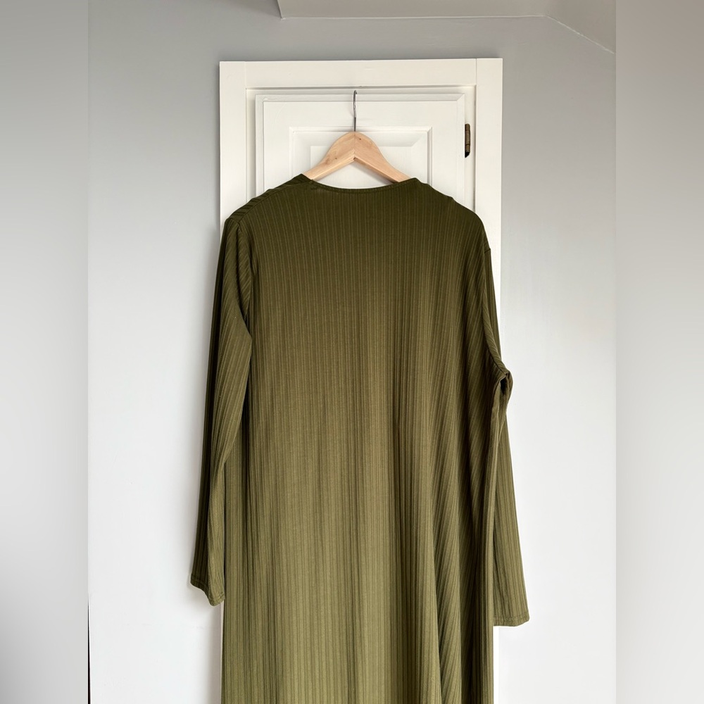 Womens Three-Piece Ribbed Lounge Set - Picture 8 of 16